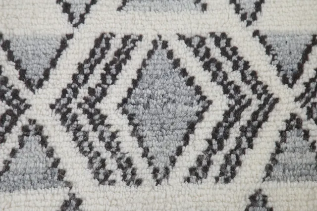https://image-static-obj.rugsource.com/small/111505_2211106_abb84179.jpeg