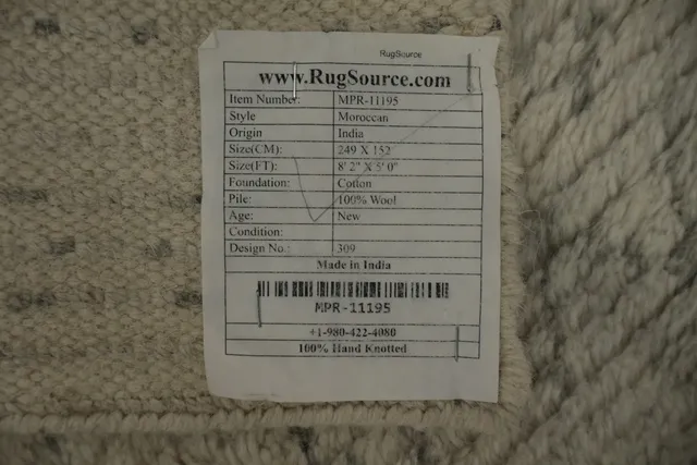 https://image-static-obj.rugsource.com/small/111515_3175197_c5d47294.jpeg