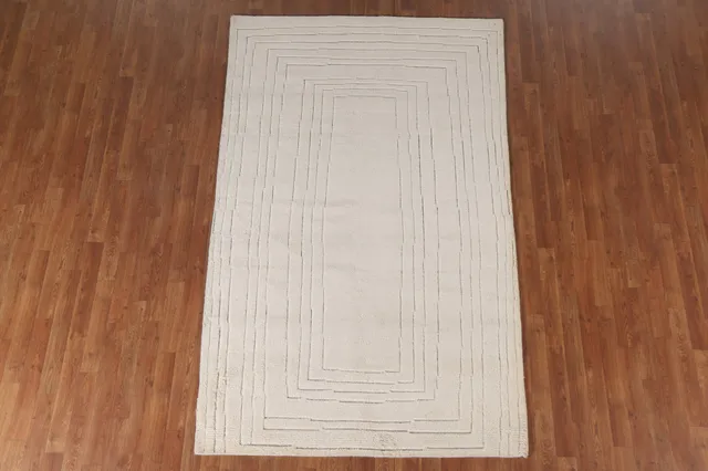 https://image-static-obj.rugsource.com/small/111805_2214960_d5d0392b.jpeg