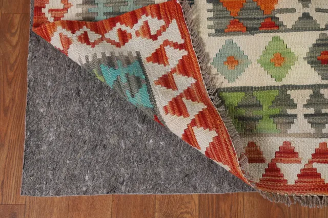 https://image-static-obj.rugsource.com/small/113602_2247659_11264538.jpeg
