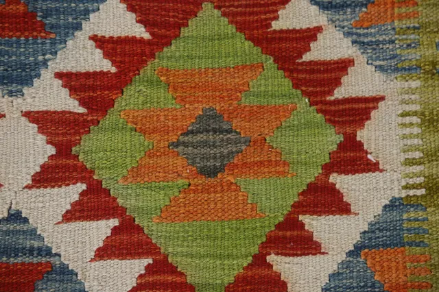 https://image-static-obj.rugsource.com/small/113788_2249761_774d42b0.jpeg