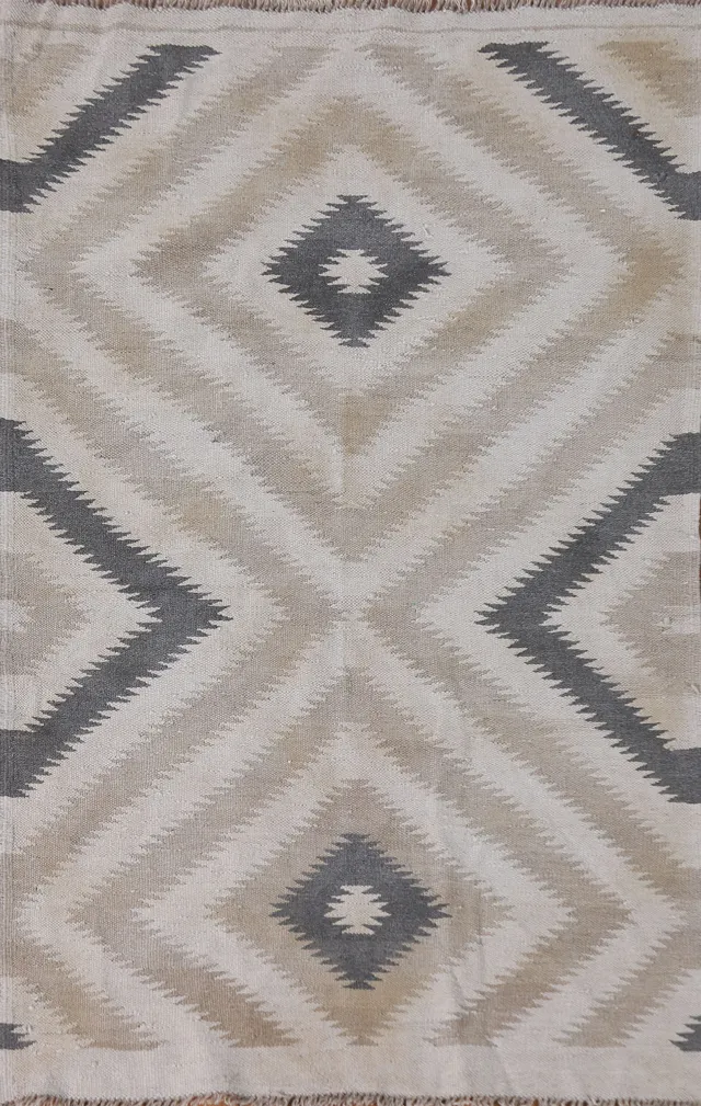 https://image-static-obj.rugsource.com/small/114616_2260067_9c579ab9.jpeg