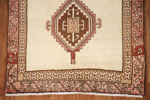 https://image-static-obj.rugsource.com/small/117183_2303514_9688664e.jpeg