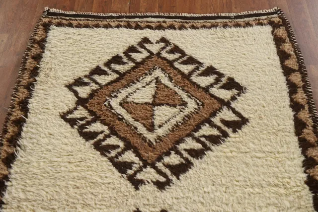 https://image-static-obj.rugsource.com/small/119722_2362559_2b2810b0.jpeg
