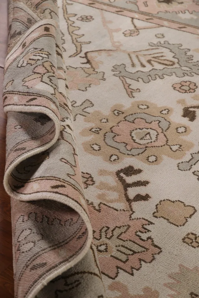 https://image-static-obj.rugsource.com/small/120022_2369523_2ac36dc0.jpeg
