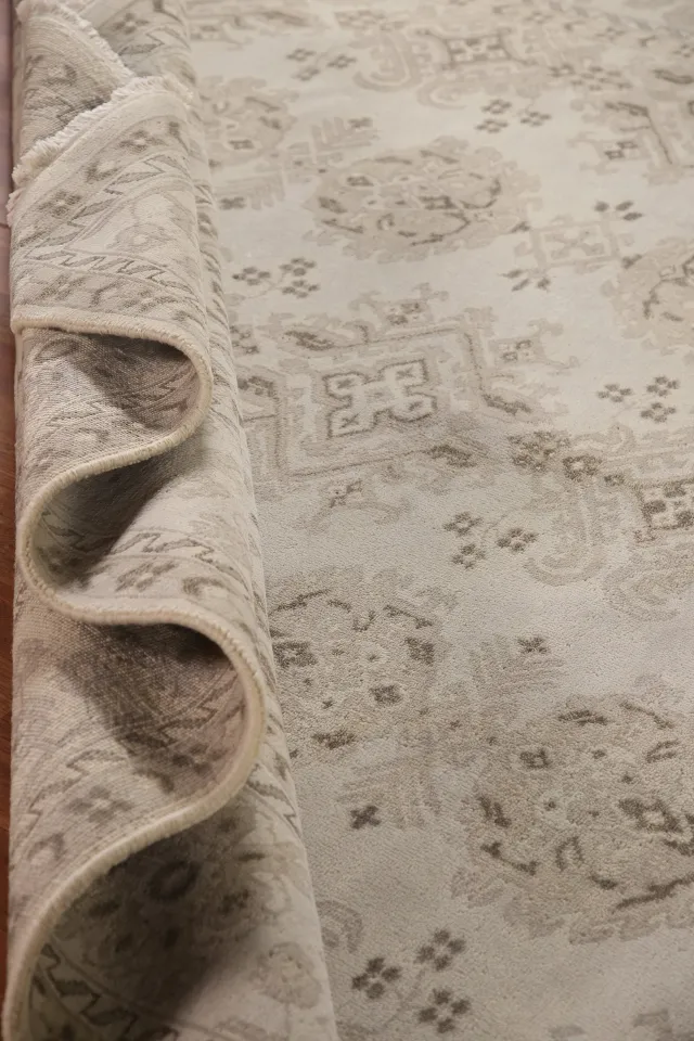 https://image-static-obj.rugsource.com/small/120033_2369378_72836b73.jpeg
