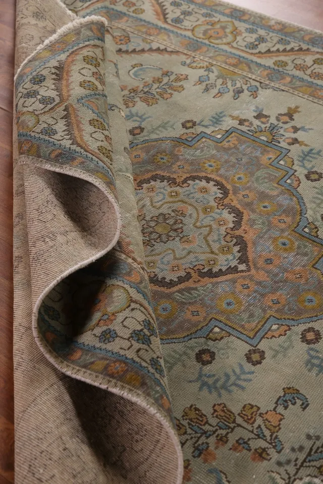 https://image-static-obj.rugsource.com/small/120105_2371043_4e1bd629.jpeg