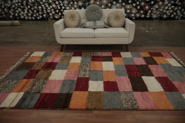 https://image-static-obj.rugsource.com/small/120326_3177442_e5a4fb24.jpeg