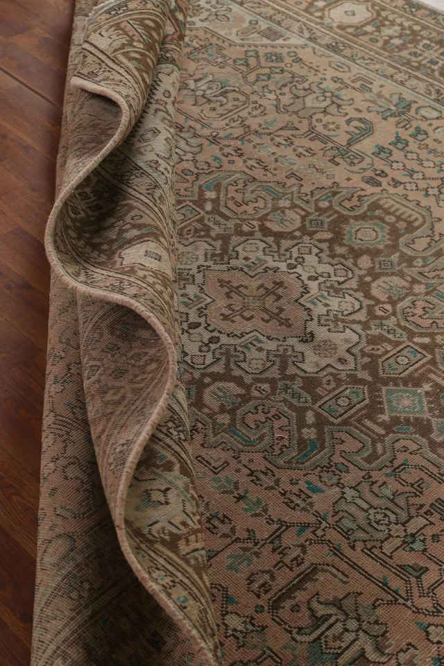 https://image-static-obj.rugsource.com/small/120537_2380437_80b17593.jpeg