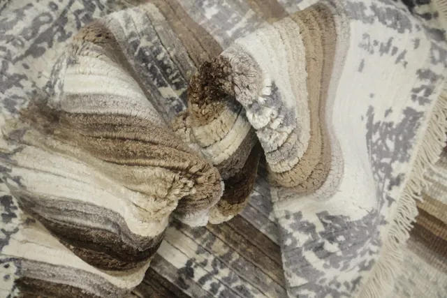 https://image-static-obj.rugsource.com/small/120807_3307560_56760b0f.jpeg
