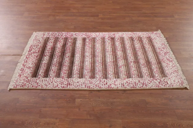 https://image-static-obj.rugsource.com/small/120930_2388417_1986e47c.jpeg