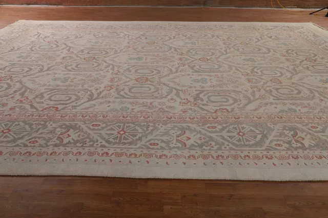 https://image-static-obj.rugsource.com/small/121023_2388323_963482b3.jpeg