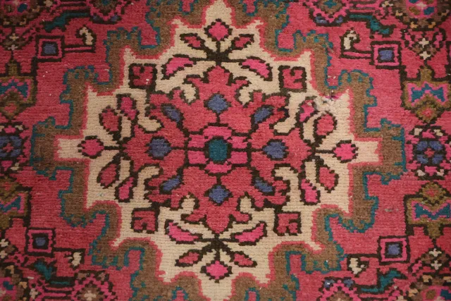 https://image-static-obj.rugsource.com/small/121313_3407805_1c2d9d68.jpeg