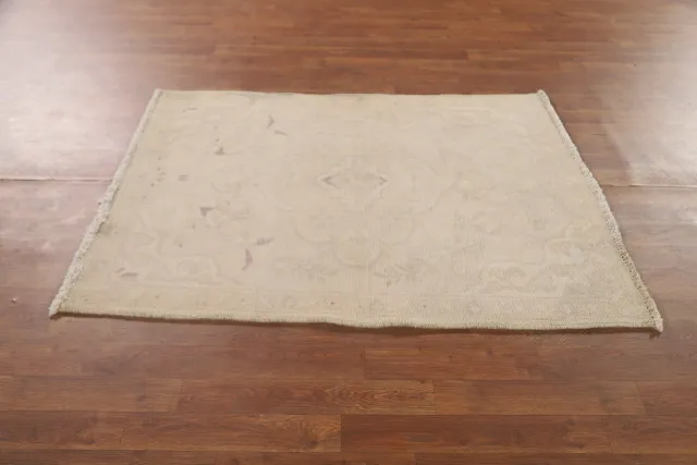 https://image-static-obj.rugsource.com/small/122003_2411304_58889f12.jpeg