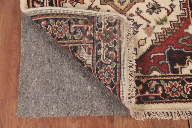 https://image-static-obj.rugsource.com/small/123397_2440844_6716f928.jpeg