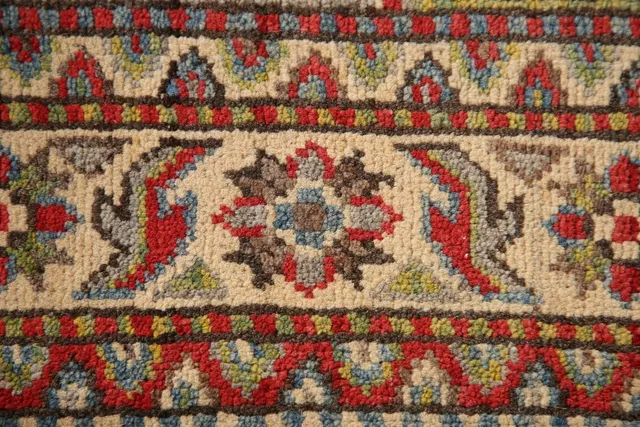 https://image-static-obj.rugsource.com/small/124055_2450980_b1bdf645.jpeg