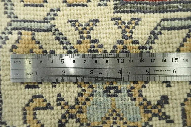 https://image-static-obj.rugsource.com/small/124704_3419940_e6bea318.jpeg