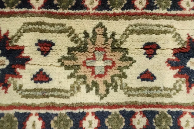https://image-static-obj.rugsource.com/small/124743_3419849_7d4ae509.jpeg
