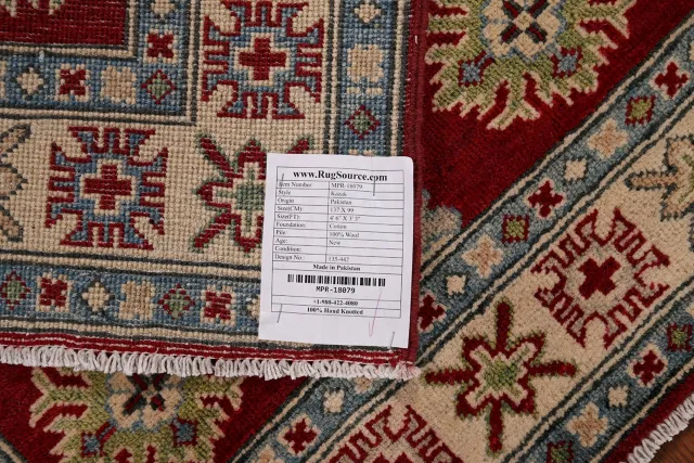 https://image-static-obj.rugsource.com/small/124830_2470247_0c83ee0b.jpeg