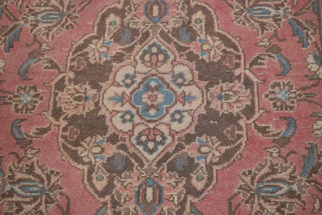 https://image-static-obj.rugsource.com/small/126380_2500437_a381aef8.jpeg