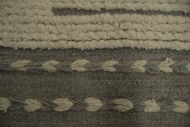 https://image-static-obj.rugsource.com/small/126984_3151136_57937f3c.jpeg