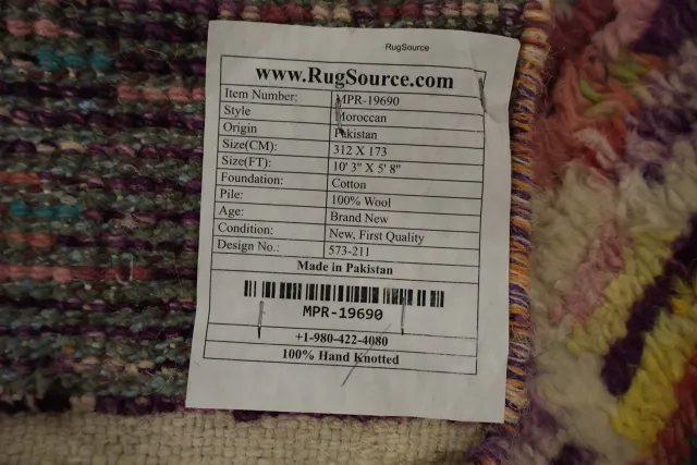 https://image-static-obj.rugsource.com/small/127484_3161538_75d9f45b.jpeg