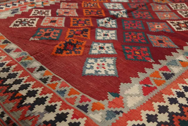 https://image-static-obj.rugsource.com/small/127666_2536194_79e458f5.jpeg