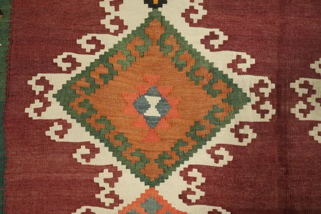 https://image-static-obj.rugsource.com/small/127706_3395517_c026ac11.jpeg