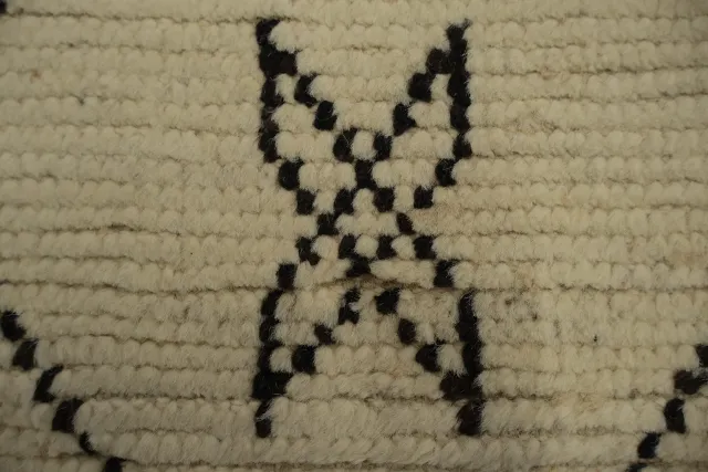 https://image-static-obj.rugsource.com/small/127846_3173323_40e45f14.jpeg