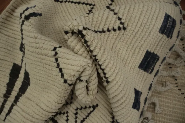 https://image-static-obj.rugsource.com/small/128323_3177545_c4cafb65.jpeg