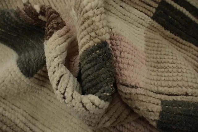 https://image-static-obj.rugsource.com/small/129585_3167731_286f74c4.jpeg