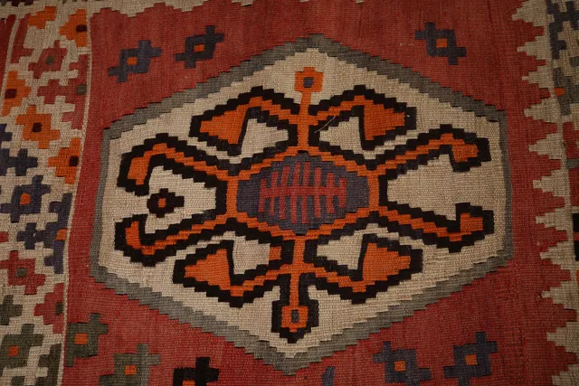 https://image-static-obj.rugsource.com/small/129892_2571339_a0759b5a.jpeg
