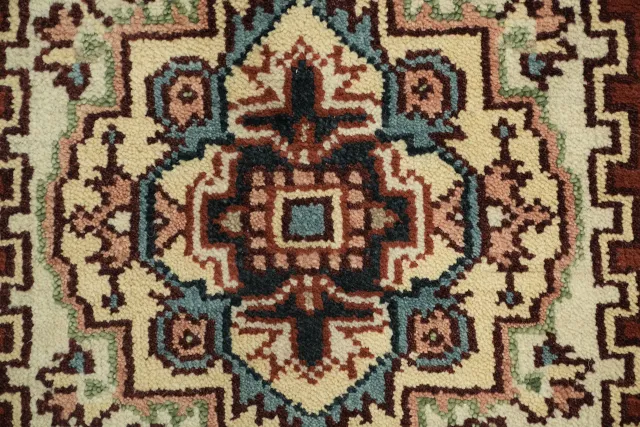https://image-static-obj.rugsource.com/small/130546_3391210_d6b6d230.jpeg