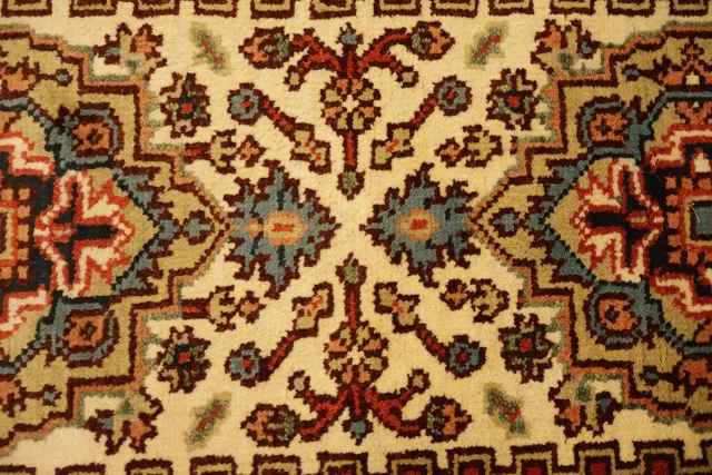 https://image-static-obj.rugsource.com/small/131641_3489913_02e2ce81.jpeg