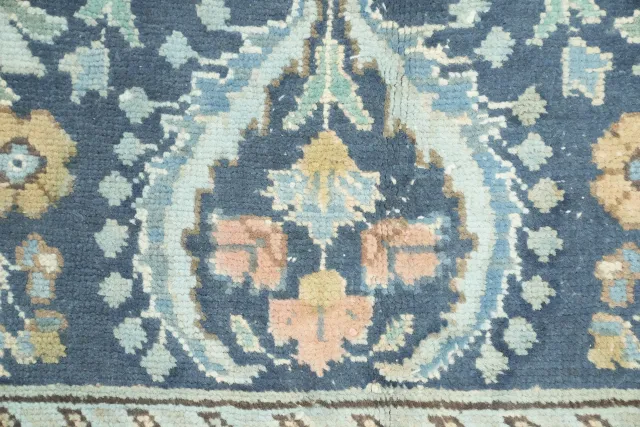 https://image-static-obj.rugsource.com/small/133796_3437890_e1bc0c71.jpeg