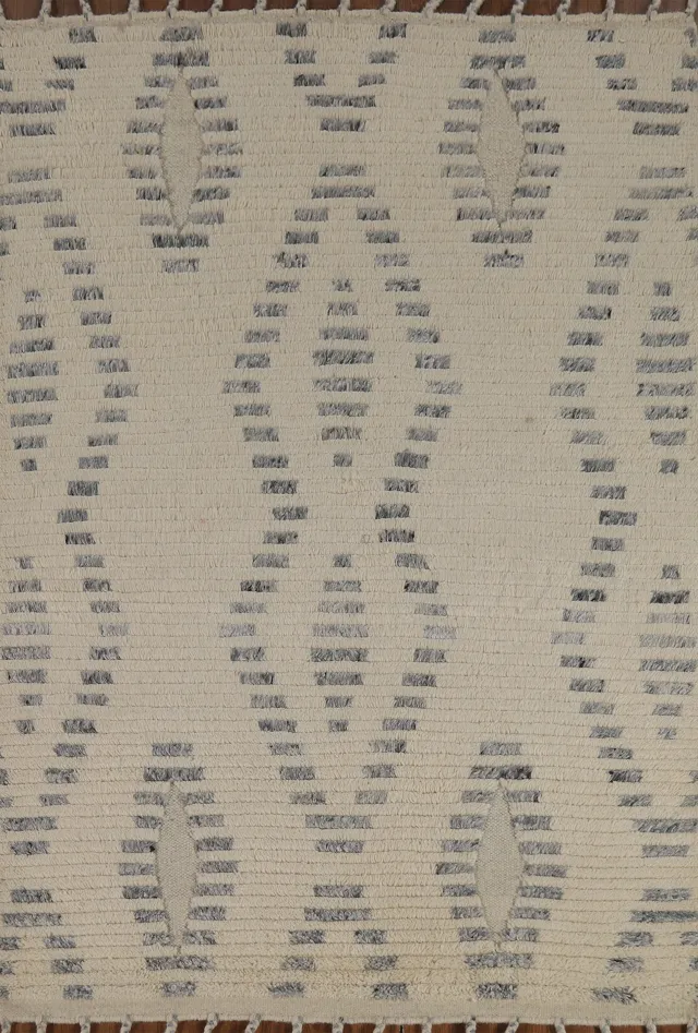 https://image-static-obj.rugsource.com/small/134001_2640103_0342d77f.jpeg