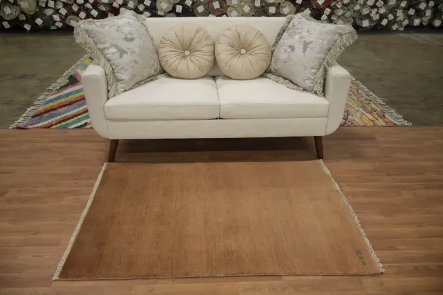 https://image-static-obj.rugsource.com/small/134964_3249913_d8904b8b.jpeg