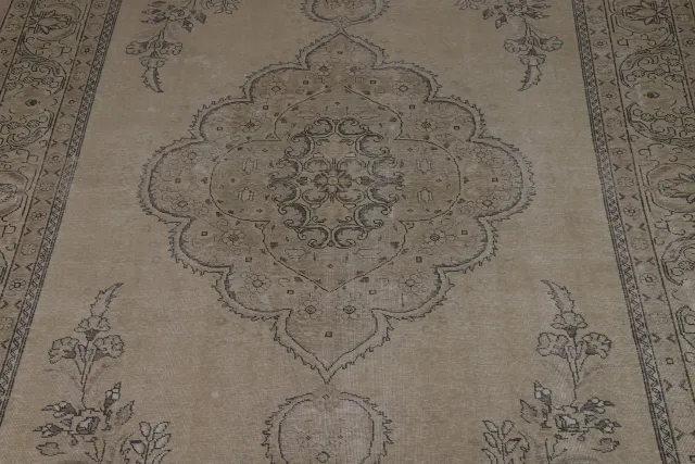 https://image-static-obj.rugsource.com/small/135207_2652619_64cf63fd.jpeg