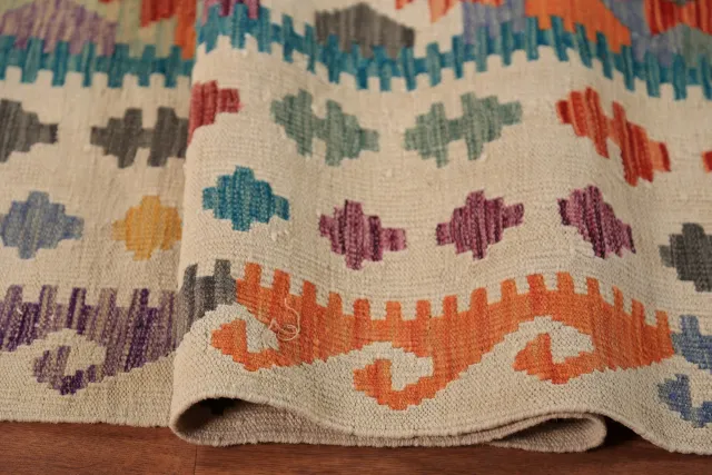 https://image-static-obj.rugsource.com/small/135891_2702592_2bbe89f3.jpeg