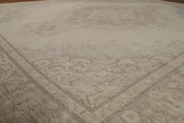 https://image-static-obj.rugsource.com/small/136041_2672538_f2e27b09.jpeg