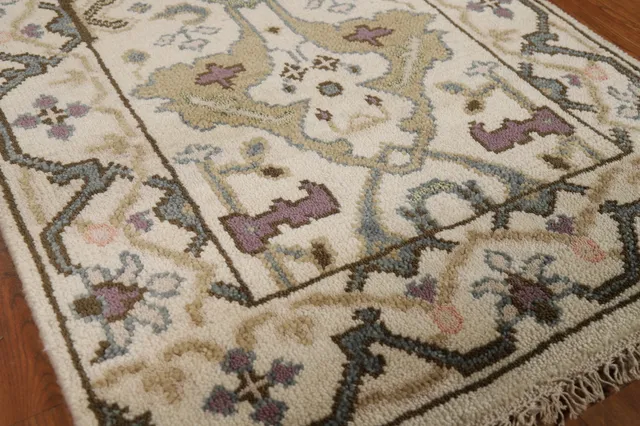 https://image-static-obj.rugsource.com/small/136711_2686573_8aa39a38.jpeg