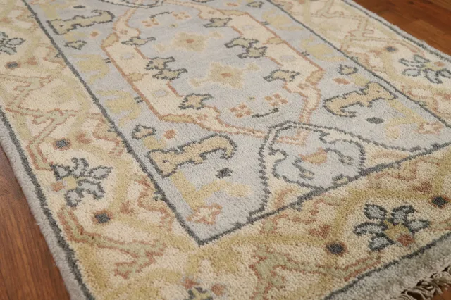 https://image-static-obj.rugsource.com/small/136759_2687306_1e7e8a74.jpeg