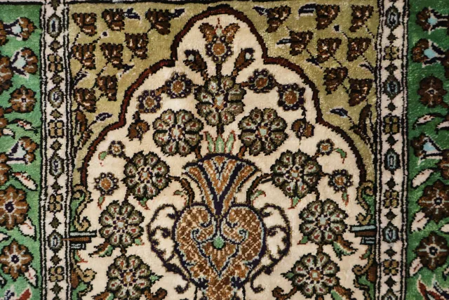 https://image-static-obj.rugsource.com/small/136977_3400891_cfca9756.jpeg