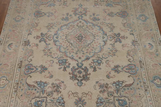 https://image-static-obj.rugsource.com/small/137444_2696537_ca972360.jpeg