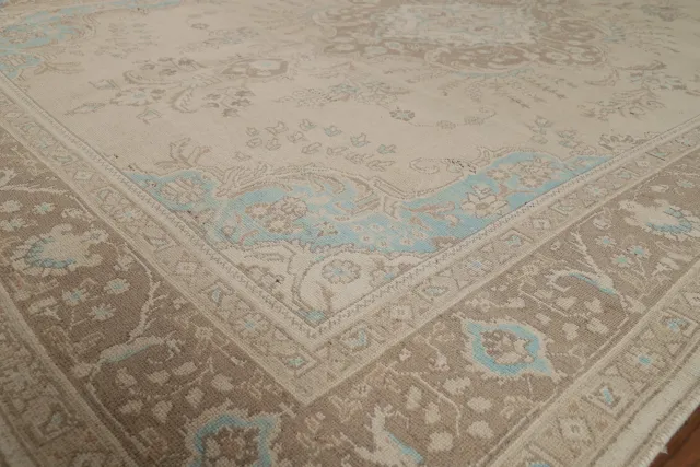 https://image-static-obj.rugsource.com/small/137551_2701986_daa70285.jpeg