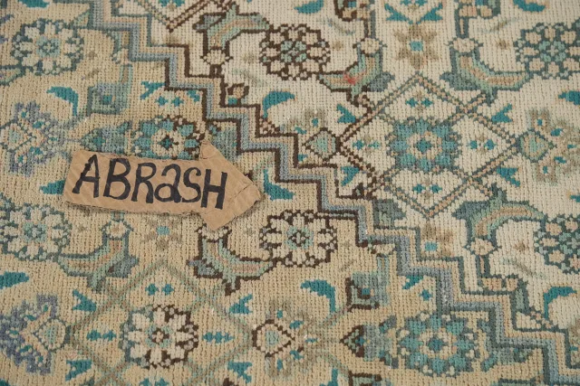 https://image-static-obj.rugsource.com/small/137599_2701527_2c368664.jpeg