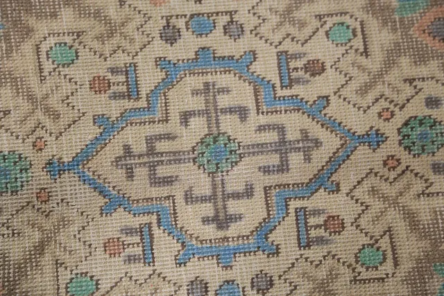 https://image-static-obj.rugsource.com/small/137647_2700201_8566461d.jpeg