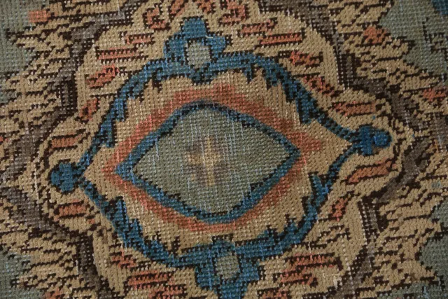 https://image-static-obj.rugsource.com/small/137667_2701807_3991f9b0.jpeg