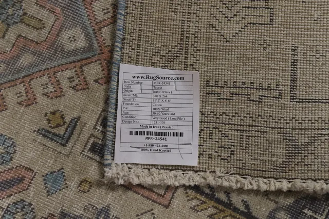 https://image-static-obj.rugsource.com/small/137687_2704148_01a51697.jpeg
