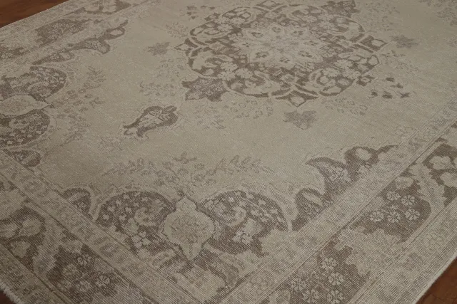 https://image-static-obj.rugsource.com/small/137725_2710325_6a6b3ccc.jpeg